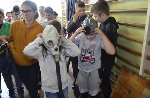 Pokaz historyczny poświęcony II wojnie światowej